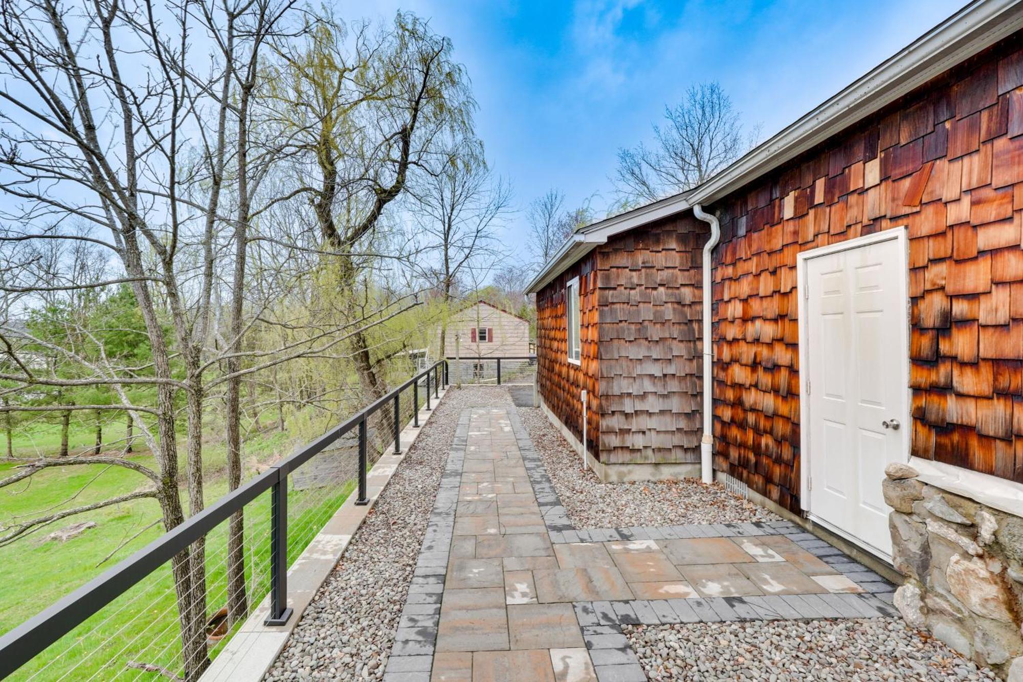 Cozy Upstate Studio With Walkill River Views! New Paltz Buitenkant foto